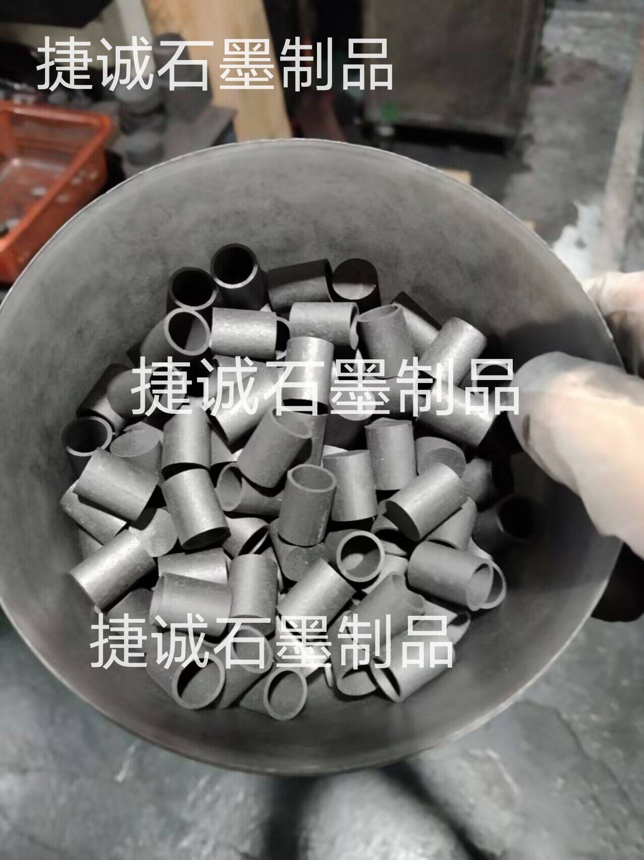 石墨坩堝，高純石墨坩堝，精密石墨坩堝，石墨匣缽坩堝，分析儀器石墨坩堝，光譜純石墨坩堝，石墨坩堝加工，高純石墨坩堝，石墨坩堝加工廠，石墨坩堝生產(chǎn)廠家